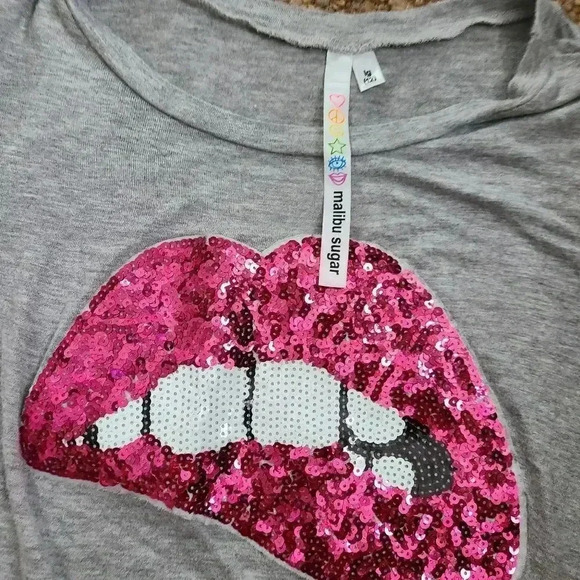 💋 Sequins biting lip top - Picture 4 of 5